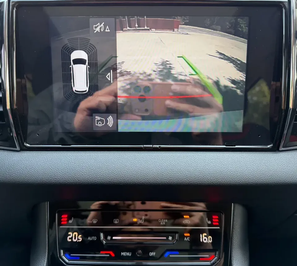 Skoda Karoq Korok 2021 TSI280 Technology Edition 2023 — thumbnail 5