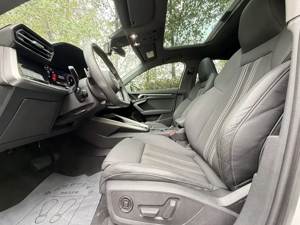 Audi A3 Audi A3 2022 Sportback 35 TFSI Stylish and sporty 2022 — thumbnail 5