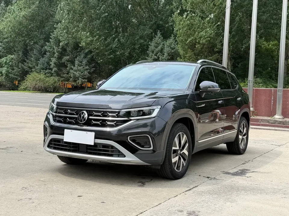 Volkswagen Tayron Tanyue 2023 280TSI 2WD Luxury Plus Advanced Edition 2023 — фото 1, купить с доставкой в Москву
