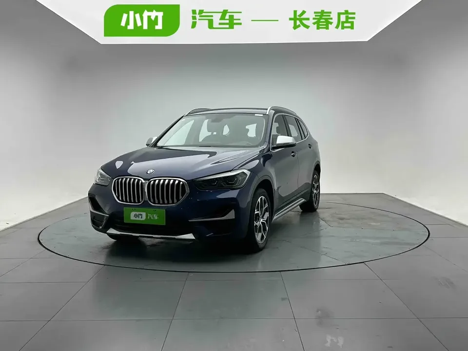 BMW X1 BMW X1 2022 sDrive20Li Fashion 2022 — photo 1, buy with delivery to Moscow
