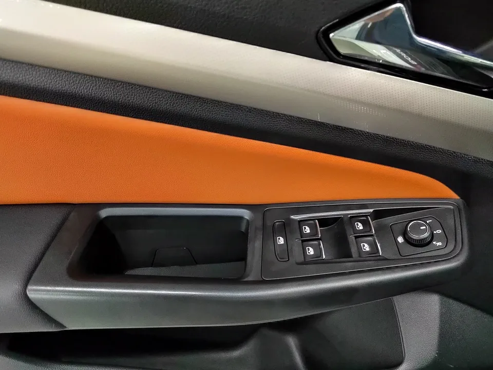Volkswagen Bora Bora 2023 200TSI DSG Free Travel Edition 2023 — thumbnail 5