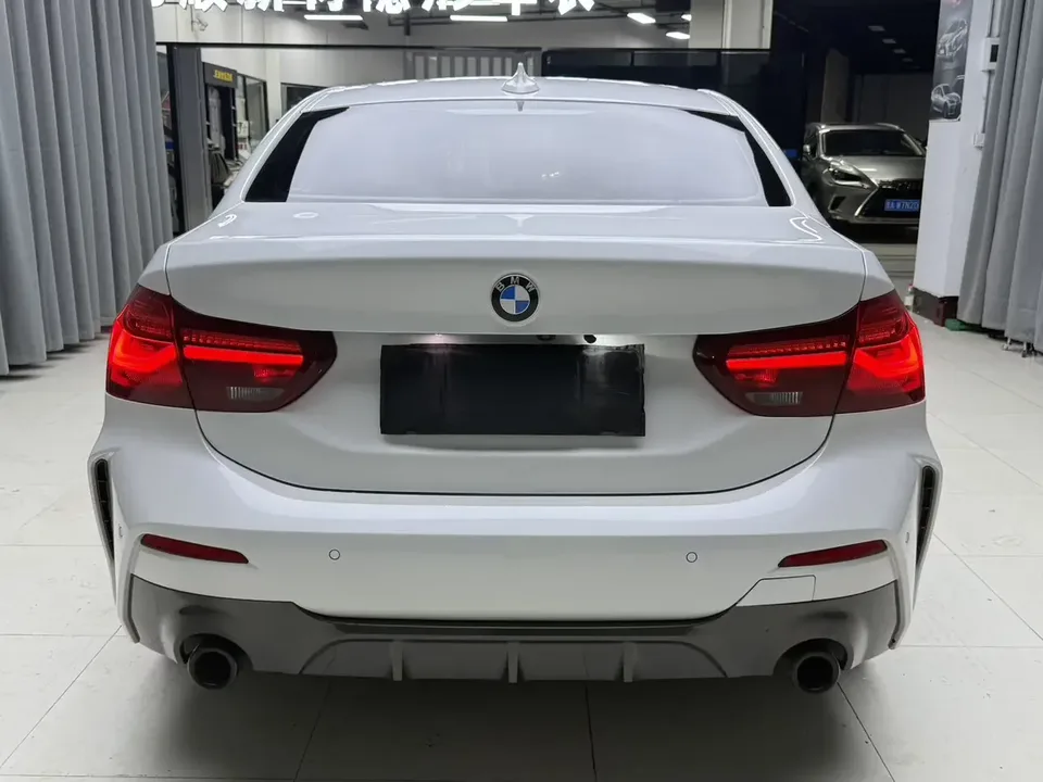 BMW 1 Series BMW 1 Series 2023 120i M Sport Night Edition 2023 — thumbnail 2