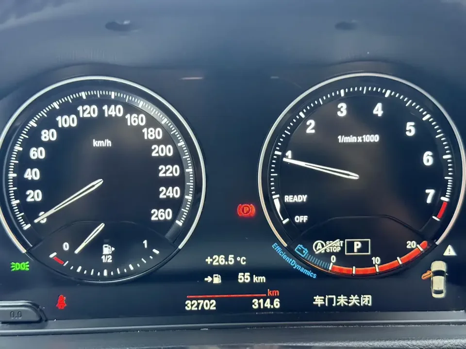 BMW 1 Series BMW 1 Series 2023 120i M Sport Night Edition 2023 — thumbnail 4