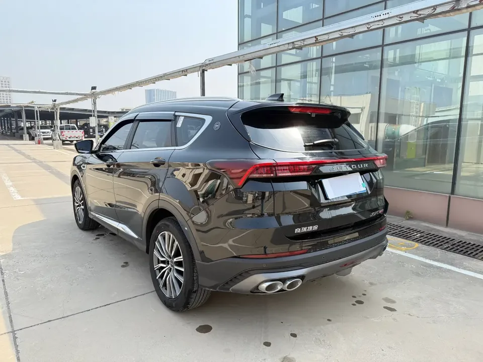 Jetour Jietu X70 PLUS Jietu X70 PLUS 2023 1.5T DCT Brave PLUS 5-seater 2023 — thumbnail 2