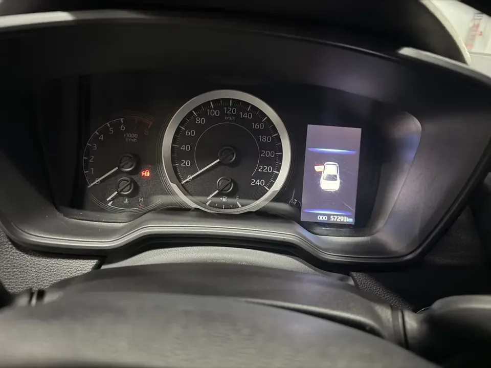 Toyota Levin Lei Ling 2022 185T CVT Deluxe Edition 2023 — thumbnail 3