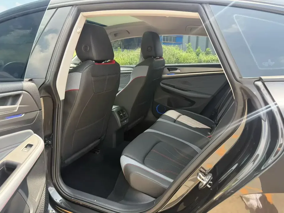 Volkswagen Lamando Lingdu 2023 Lingdu L 280TSI DSG Hot Edition 2024 — thumbnail 3