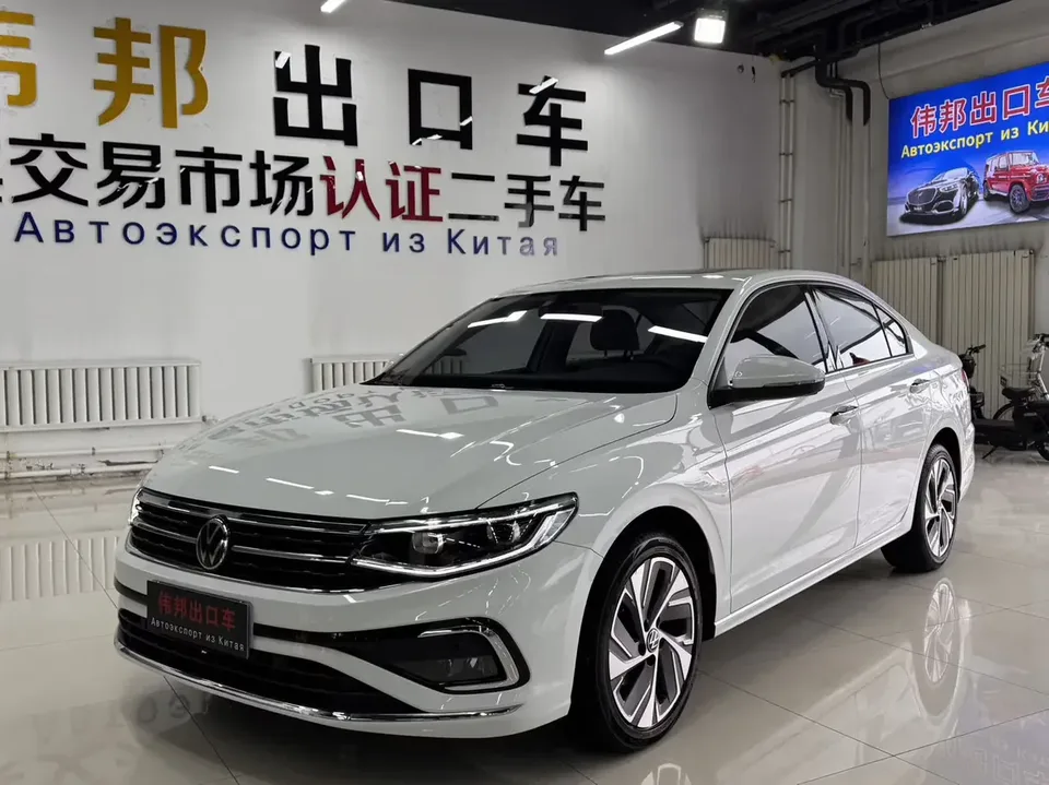 Volkswagen Bora Bora 2023 200TSI DSG Joy Travel PRO Edition 2023 — photo 1, buy with delivery to Moscow