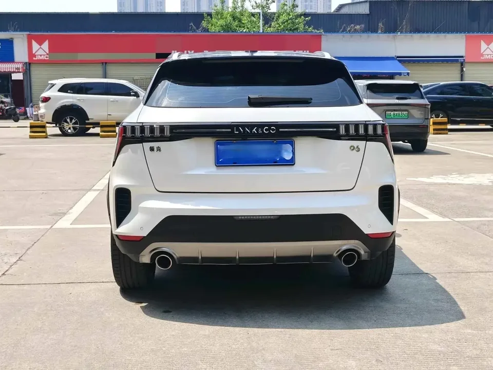 Lynk & Co 06 Lynk & Co 06 2023 Remix 1.5T Hero 2023 — миниатюра 2