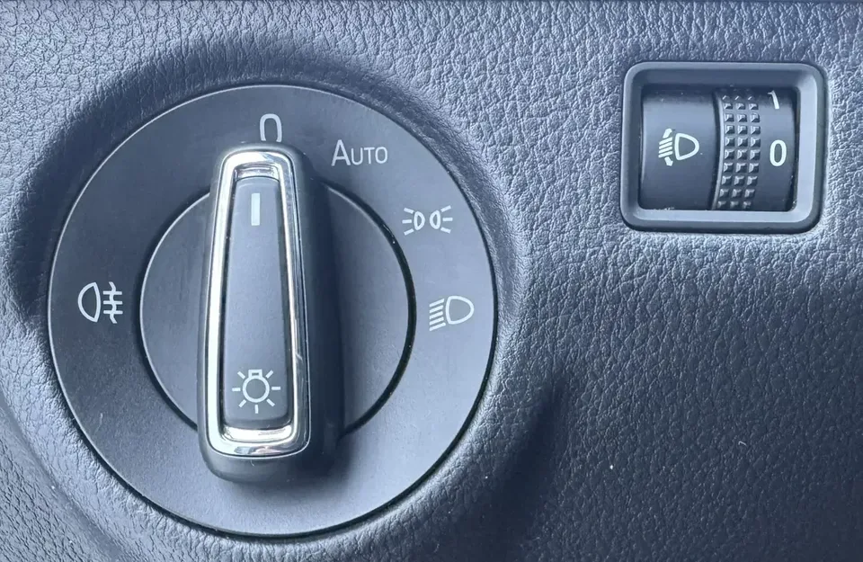 Skoda Comek Comek 2022 1.5L Automatic Comfort Edition 2022 — thumbnail 4