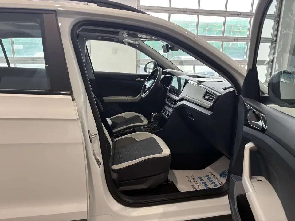 Volkswagen Tharu tuyue 2026 New 300TSI Sharp Edition 2026 — миниатюра 5