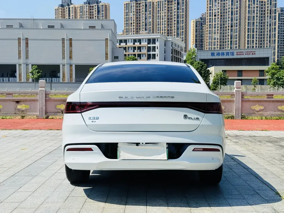 BYD Qin PLUS EV Qin PLUS EV 2021 400KM Luxury 2022 — thumbnail 2