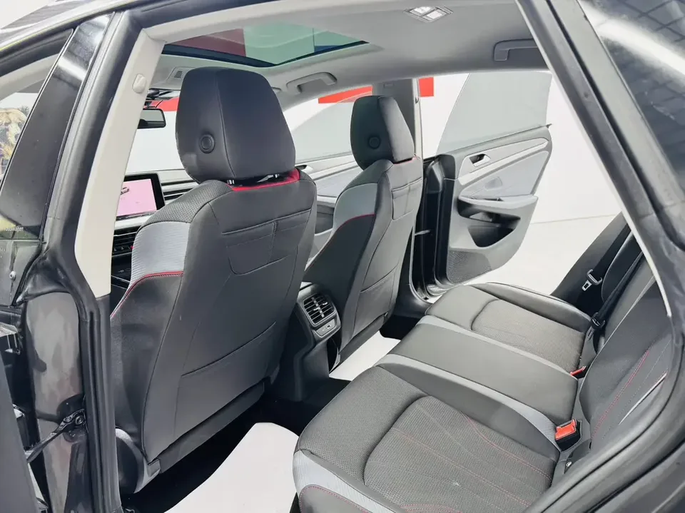 Volkswagen Lamando Lingdu 2023 Lingdu L 280TSI DSG Cool Edition 2022 — thumbnail 4