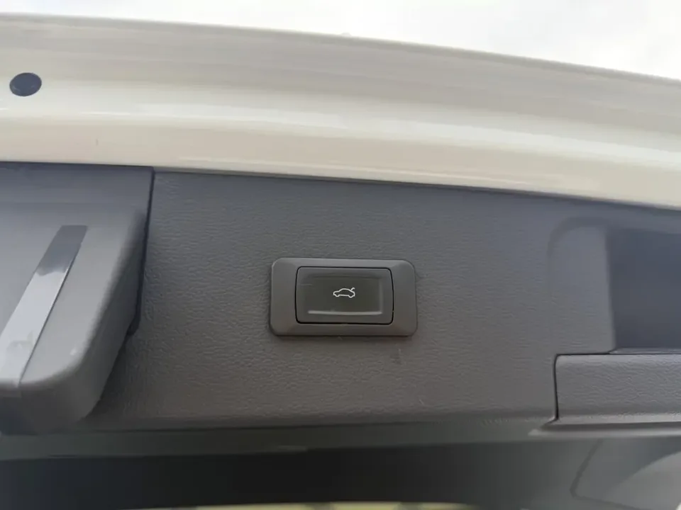 Volkswagen Tiguan L Tiguan L 2023 280TSI Limited Edition 2022 — thumbnail 3