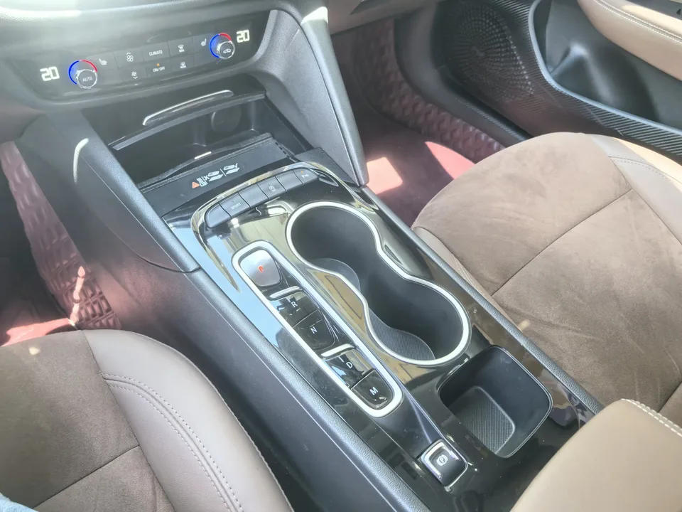 Buick Majesty Majesty 2022 552T Smart 2022 — thumbnail 4