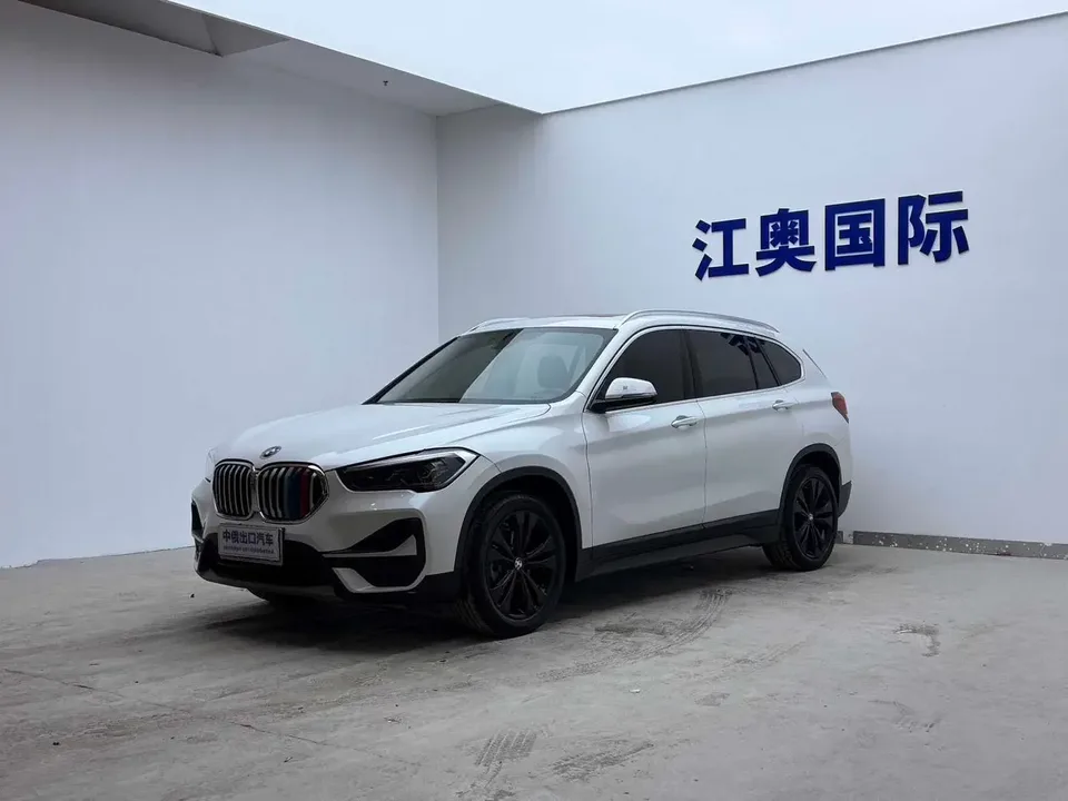 BMW X1 BMW X1 2021 sDrive20Li Fashion 2022 — photo 1, buy with delivery to Moscow