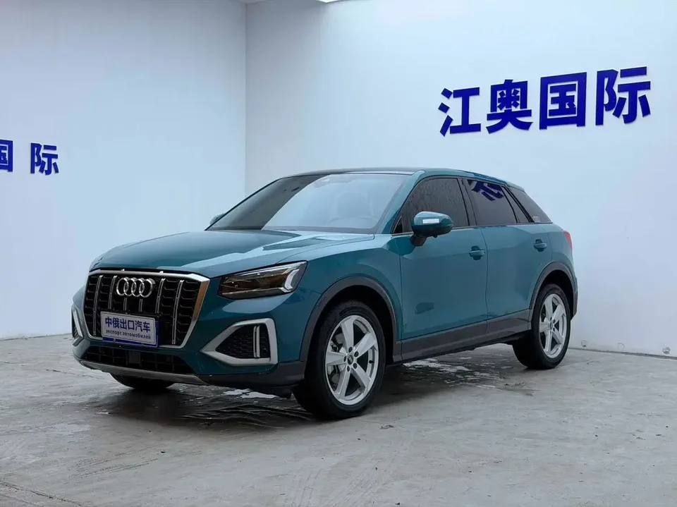 Audi Q2L Audi Q2L 2022 35 TFSI Progressive Dynamic 2022 — photo 1, buy with delivery to Moscow