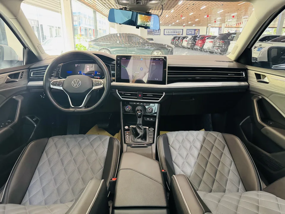 Volkswagen Sagitar Sagitar 2024 300TSI DSG Beyond Edition 2024 — thumbnail 4