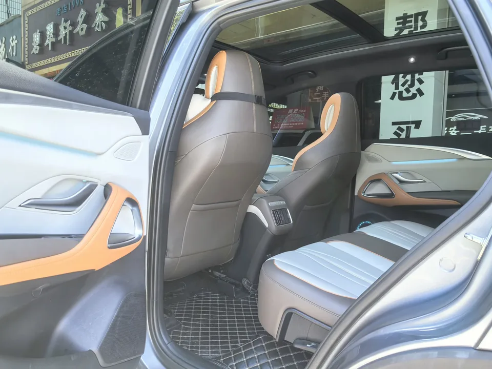 BYD Song Pro DM Song Pro DM 2023 DM-i Champion Edition 110km Overtaking Type 2023 — thumbnail 4