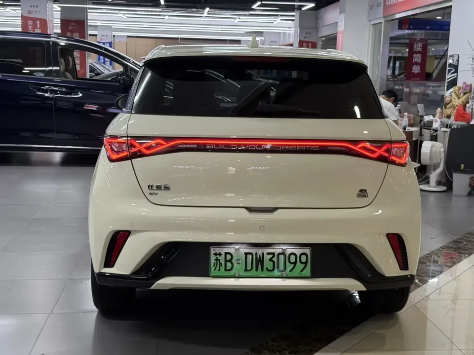 BYD Dolphin dolphin 2023 Fashion version 2023 — thumbnail 2