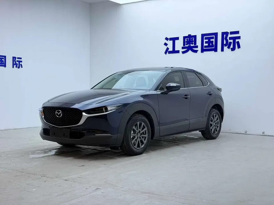 Mazda CX-30 Mazda CX-30 2021 2.0L Automatic Quality Model 2022 — photo 1, buy with delivery to Moscow