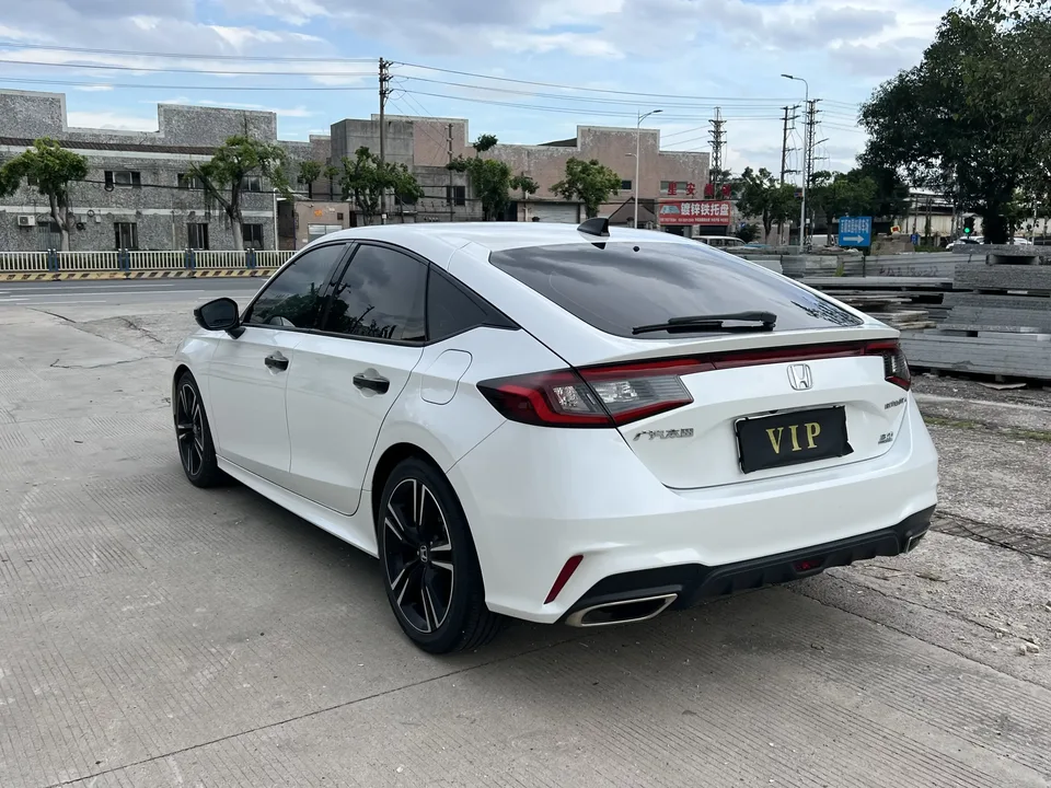 Honda Integra Style 2023 HATCHBACK 240TURBO CVT Phantom Night Deluxe Edition 2025 — thumbnail 2