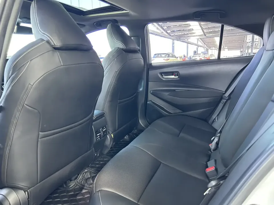 Toyota Levin Lei Ling 2021 185T CVT Deluxe Edition 2022 — миниатюра 4