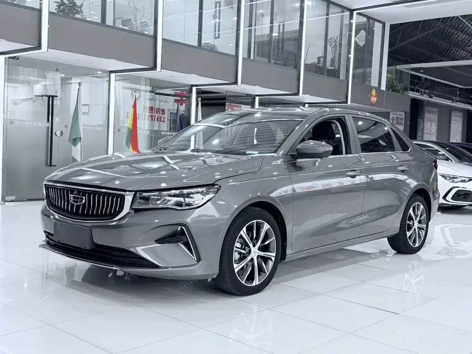 Geely Emgrand emgrand 2022 4th generation 1.5L CVT flagship model 2023 — photo 1, buy with delivery to Moscow
