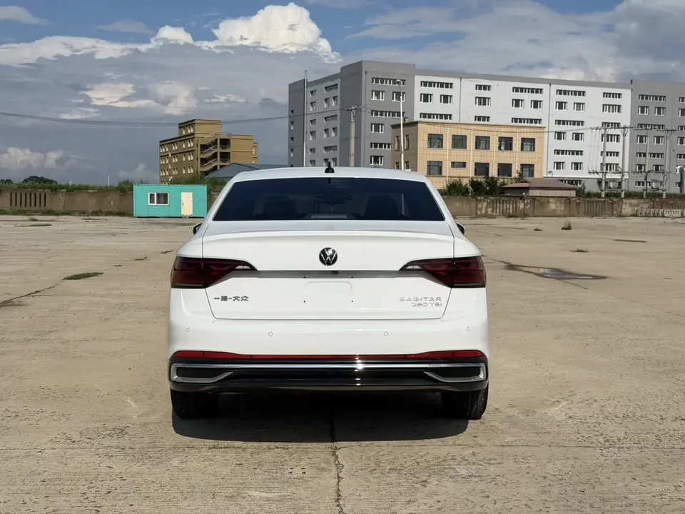 Volkswagen Sagitar Sagitar 2023 280TSI DSG Beyond Edition 2022 — thumbnail 2