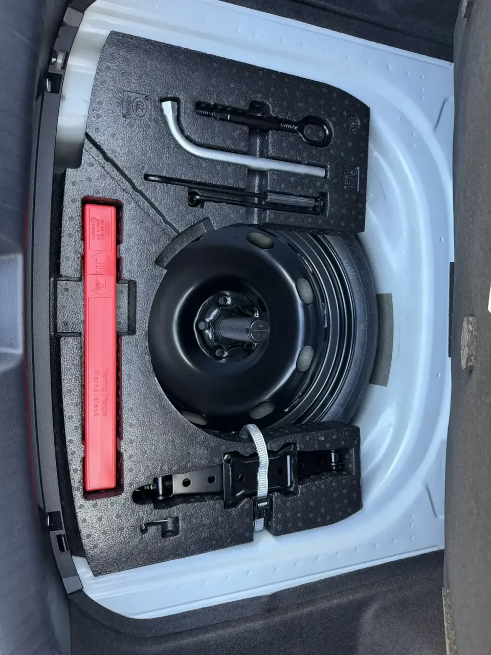 Volkswagen Sagitar Sagitar 2023 280TSI DSG Beyond Edition 2022 — thumbnail 3