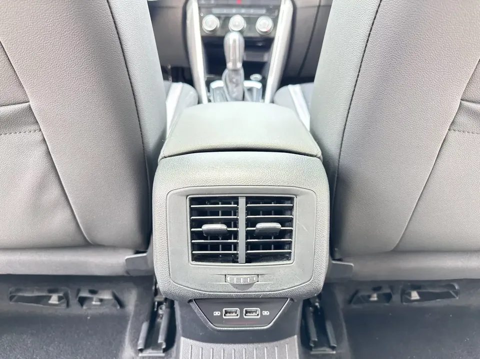 Volkswagen T-Roc TANG 2022 280TSI DSG 2WD Elite PLUS 2022 — thumbnail 3