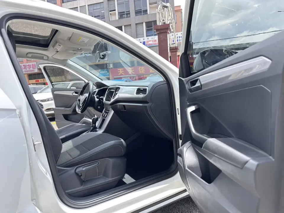 Volkswagen T-Roc TANG 2022 280TSI DSG 2WD Elite PLUS 2022 — thumbnail 4