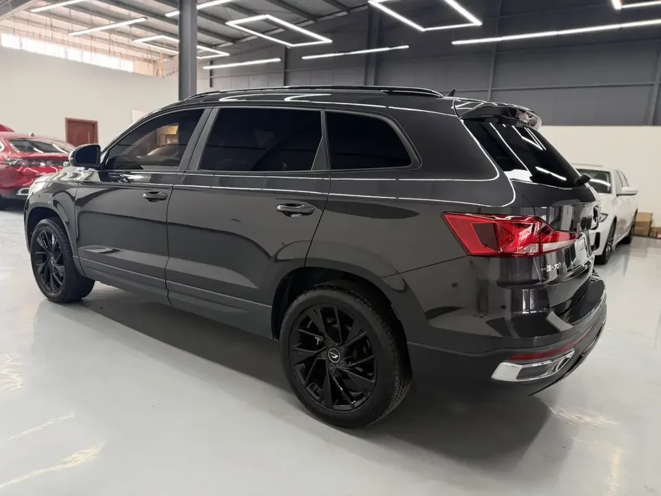 Jetta VS7 Jetta VS7 2022 Black Front Edition 1.4T Automatic Enjoy Edition Pro 2022 — photo 1, buy with delivery to Moscow