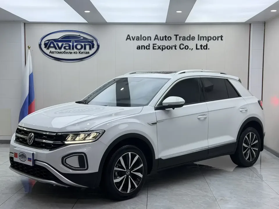 Volkswagen T-Roc TANG 2023 280TSI DSG Time Edition 2023 — photo 1, buy with delivery to Moscow