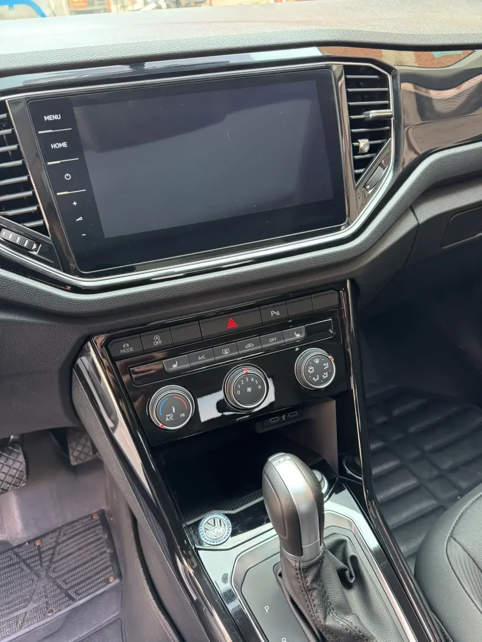 Volkswagen T-Roc TANG 2022 280TSI DSG 2WD Comfort PLUS 2022 — thumbnail 3