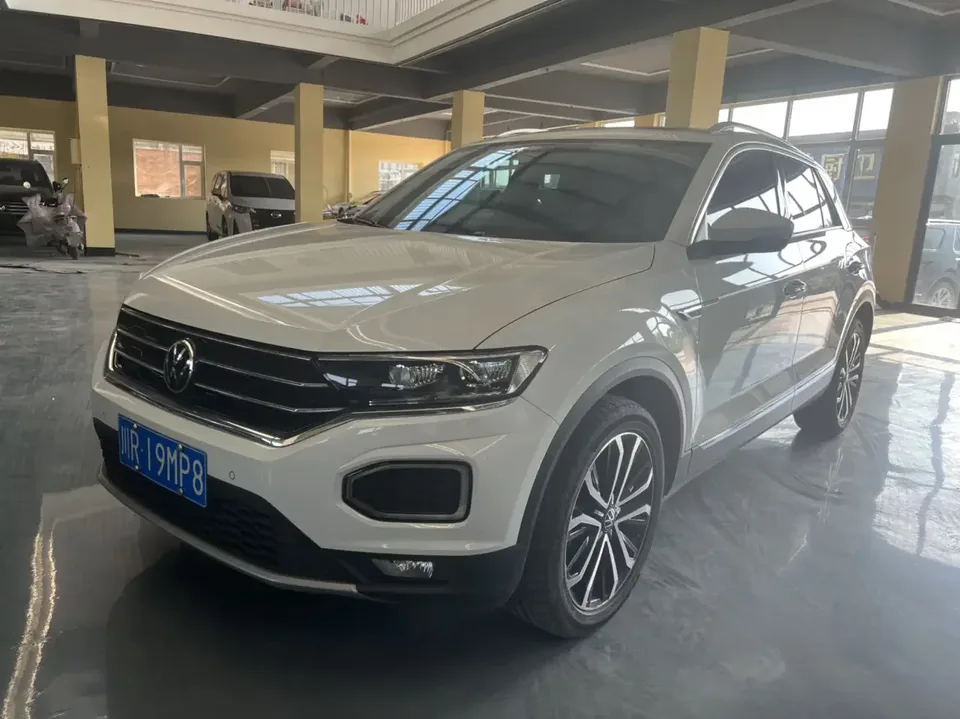 Volkswagen T-Roc TANG 2022 280TSI DSG 2WD Comfort PLUS 2023 — photo 1, buy with delivery to Moscow