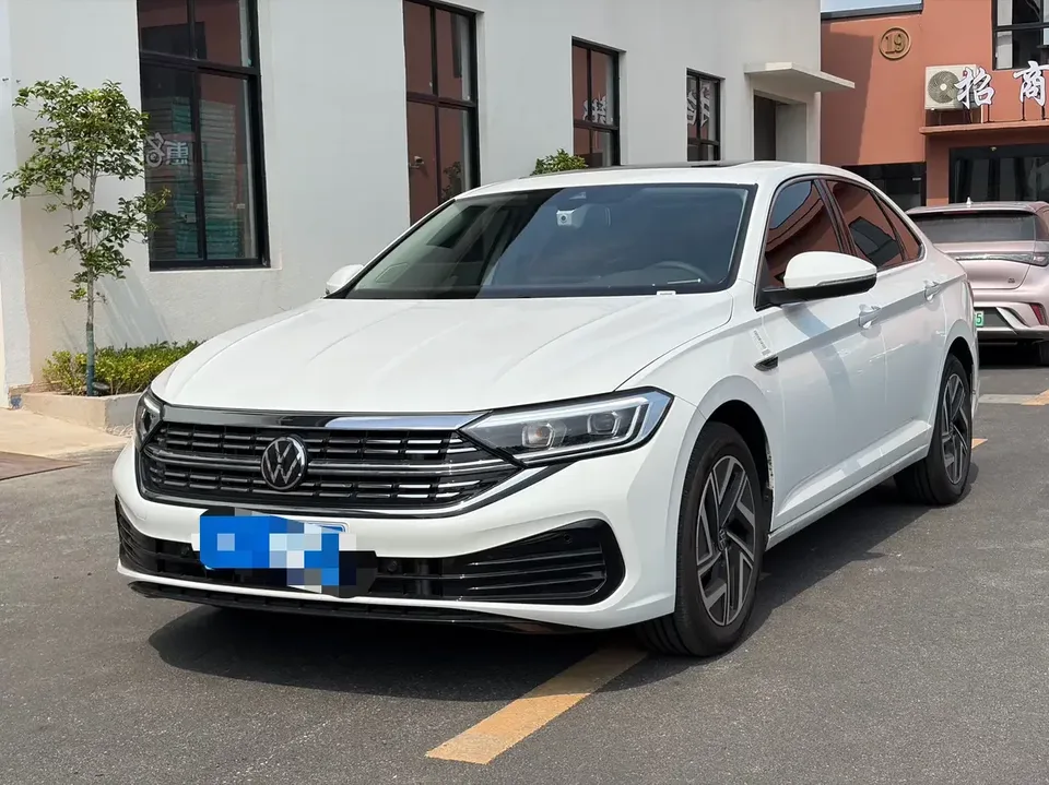 Volkswagen Sagitar Sagitar 2024 300TSI DSG Beyond Edition 2024 — photo 1, buy with delivery to Moscow