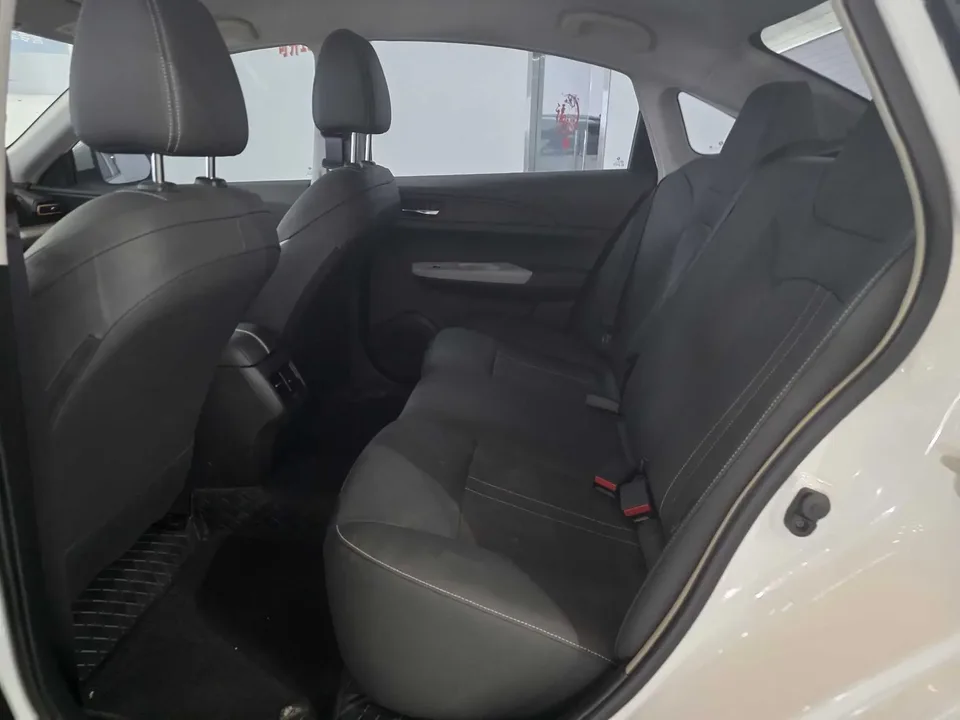 Dongfeng Fengshen E70 Dongfeng Fengshen E70 2023 Modified PRO Smart Edition 2026 — thumbnail 3