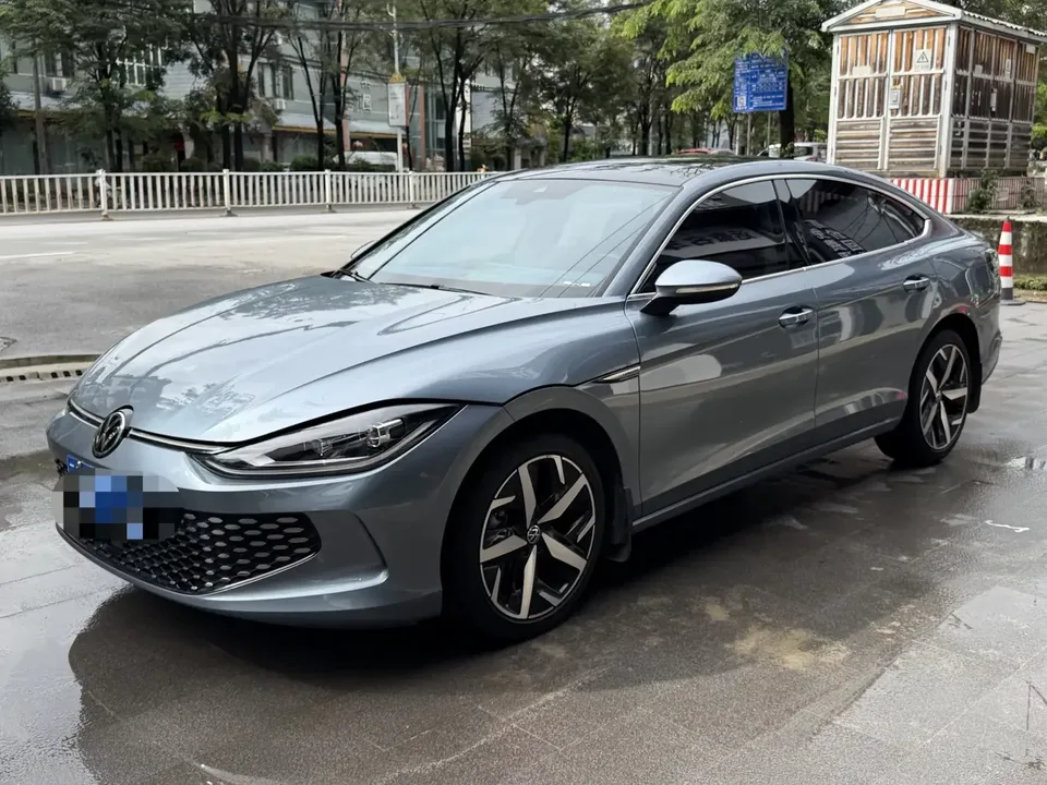 Volkswagen Lamando Lingdu 2023 Lingdu L 280TSI DSG Super Hot Flagship Edition 2023 — photo 1, buy with delivery to Moscow