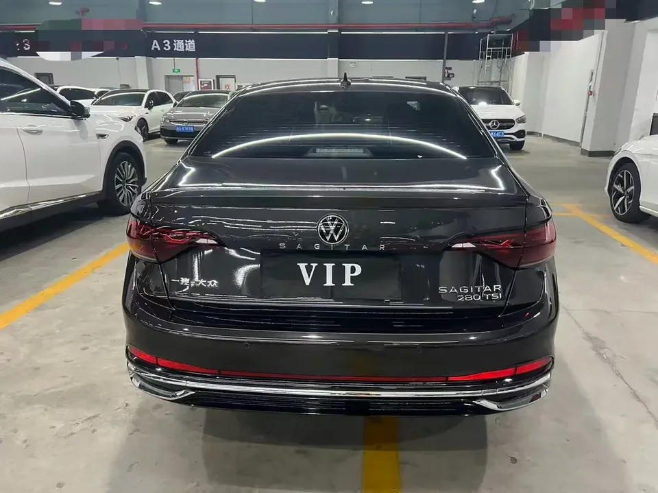 Volkswagen Sagitar Sagitar 2023 280TSI DSG Beyond Edition 2022 — thumbnail 2