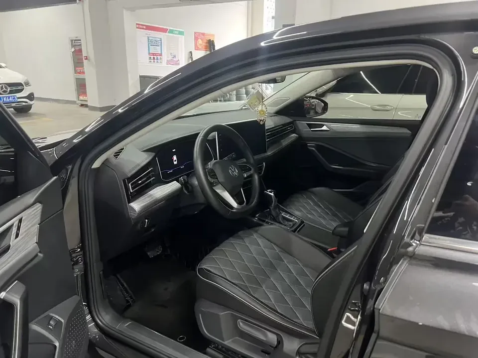 Volkswagen Sagitar Sagitar 2023 280TSI DSG Beyond Edition 2022 — thumbnail 3