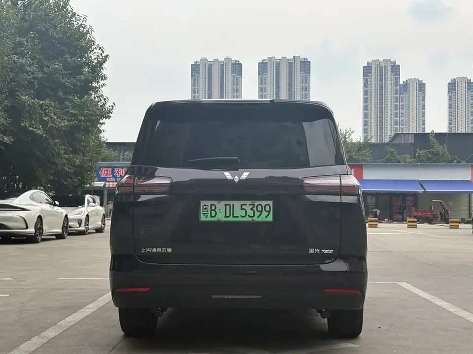 Wuling Starlight 730 EV Starlight 730 EV 2025 500km Luxury 2026 — thumbnail 2