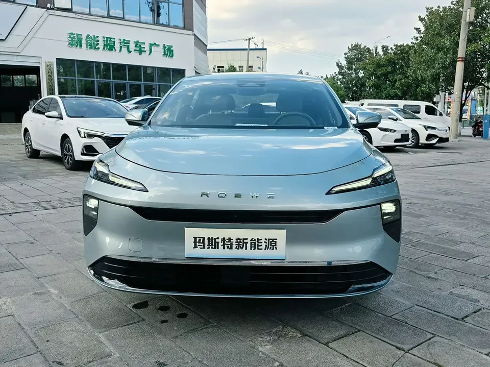 Roewe D6 Roewe D6 2025 520km Smart Edition 2025 — photo 1, buy with delivery to Moscow