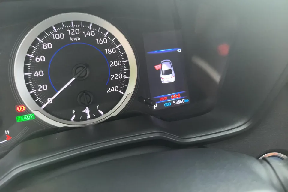 Toyota Corolla Corolla 2021 Dual Engine 1.8L E-CVT Elite Edition 2023 — thumbnail 4