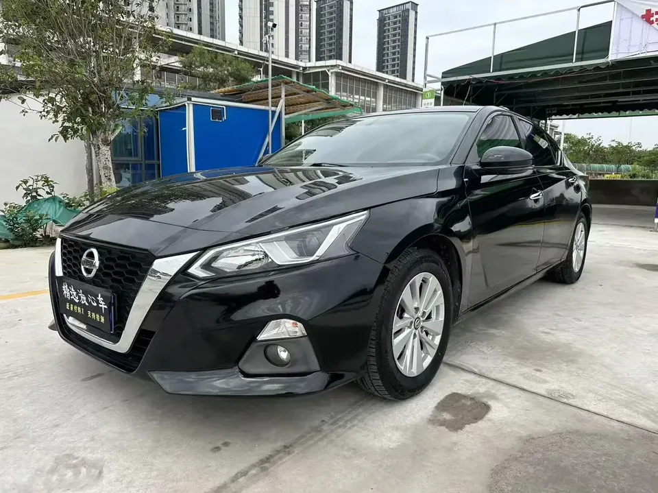 Nissan Altima Sound of nature 2020 Facelift 2.0L XE Fashion Edition 2022 — photo 1, buy with delivery to Moscow