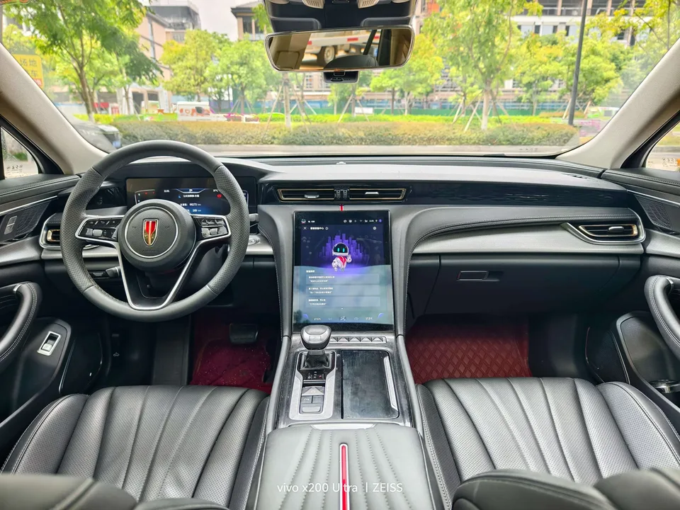 Hongqi H5 Hongqi H5 2023 1.5T DCT Zhilian Qiyue Edition 2023 — thumbnail 3