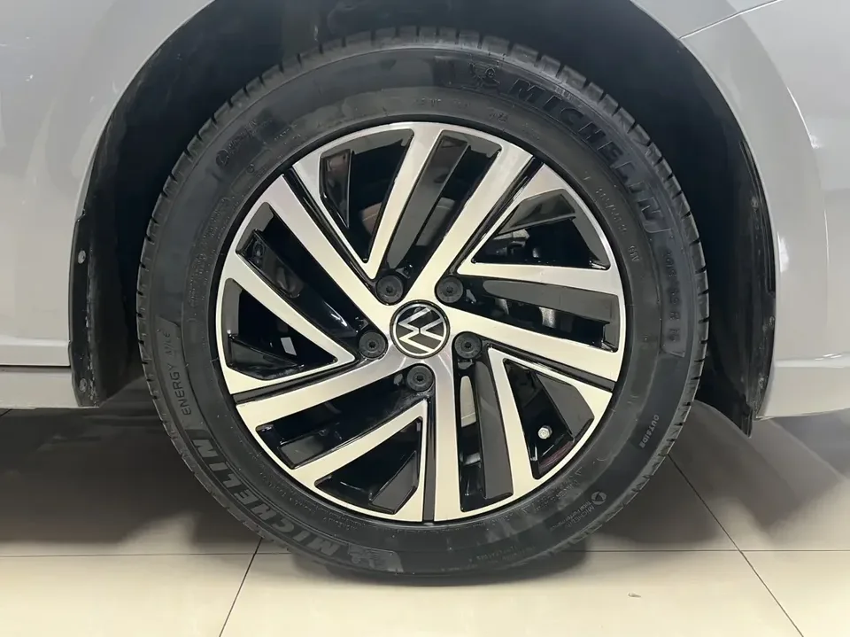 Volkswagen Lavida Lavida 2023 280TSI DSG Starry Sky Edition 2022 — thumbnail 3