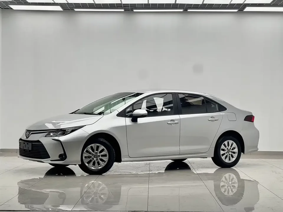 Toyota Corolla Corolla 2022 1.5L CVT Pioneer Edition 2022 — photo 1, buy with delivery to Moscow