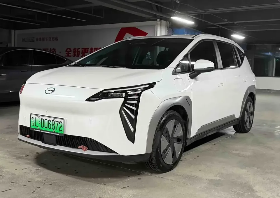 AION Y AION Y 2023 AION Y Younger Star Edition 2024 — photo 1, buy with delivery to Moscow
