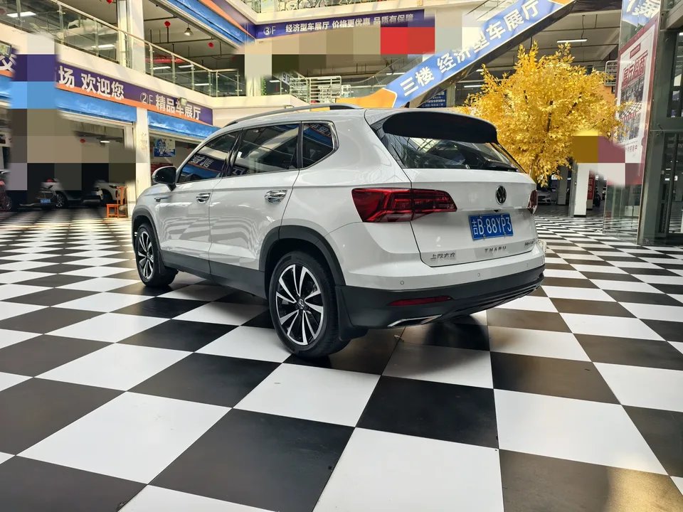 Volkswagen Tharu tuyue 2022 280TSI 2WD Deluxe Edition 2022 — thumbnail 2