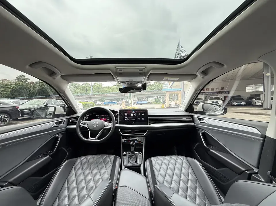 Volkswagen Sagitar Sagitar 2022 280TSI DSG Beyond Edition 2022 — thumbnail 4